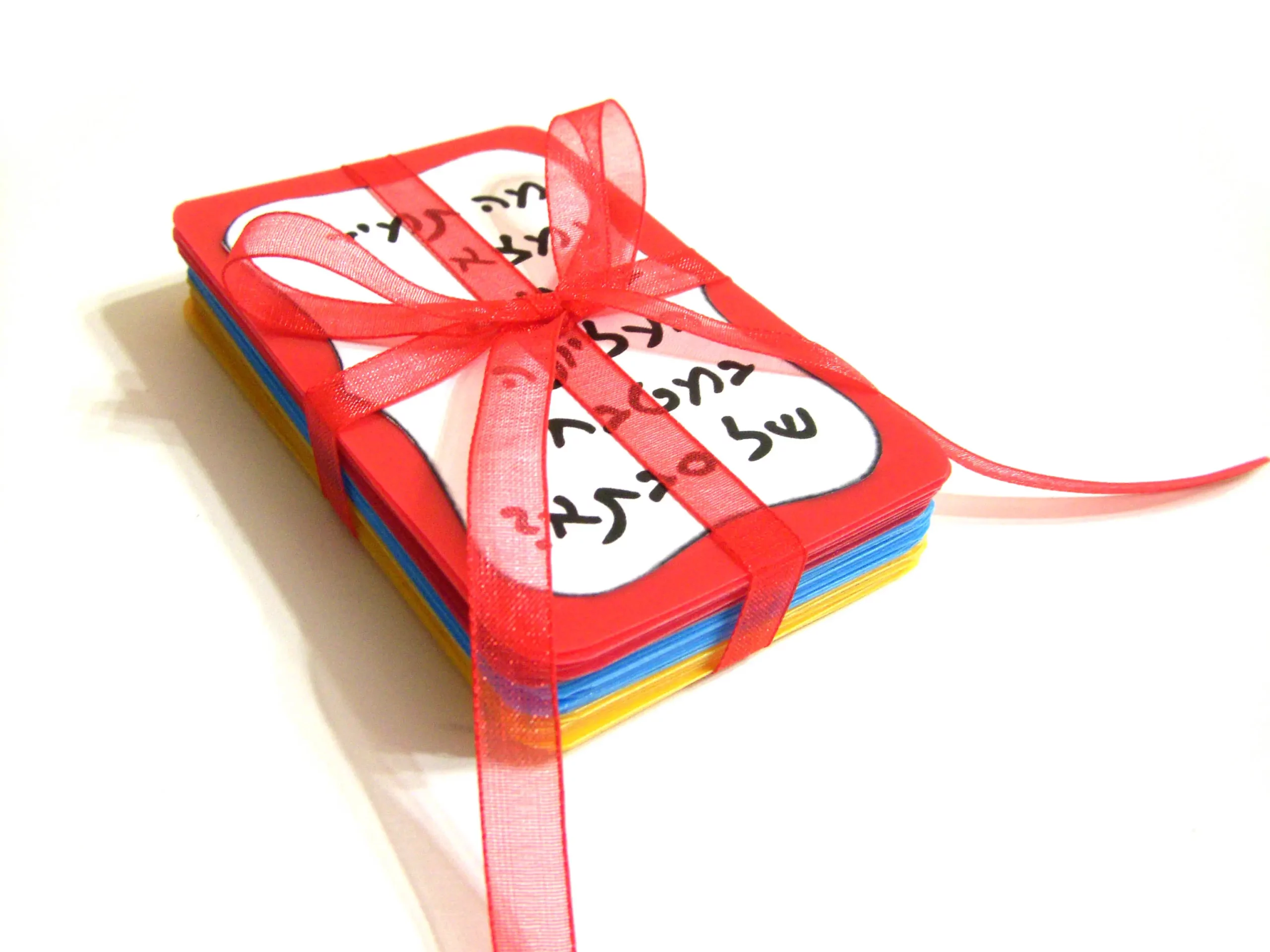 עטפו יפה בסרט והעניקו כמתנה מקורית לחג.